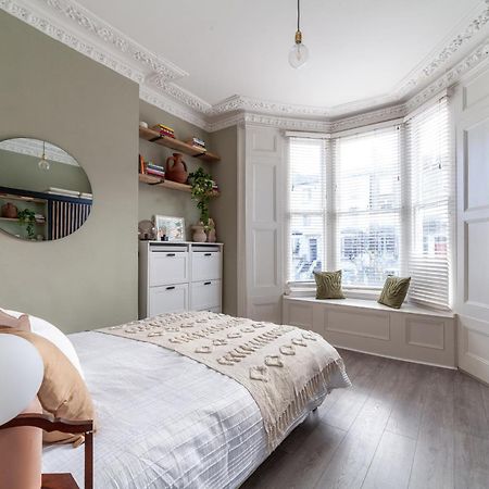 Arte Stays - 2 Bed Luxurious Flat, Garden, 5Min Dalston St., Parking Available, Serviced Accommodation - Up To 5 Ppl 伦敦 外观 照片